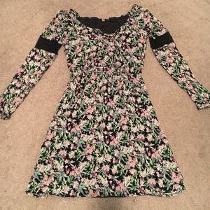 Vera Wang Floral Long Sleeve Dress